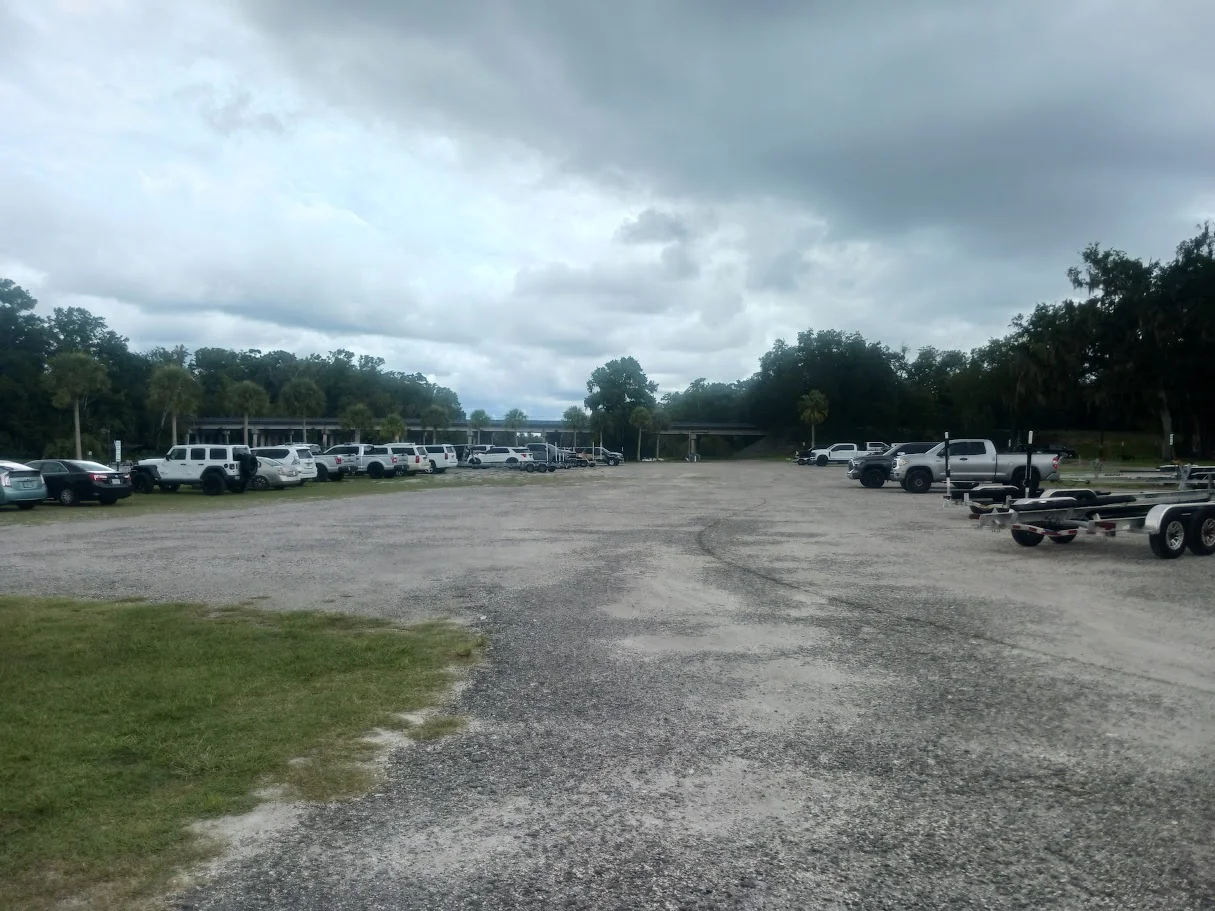 trout creek memorial park boat trailer parking